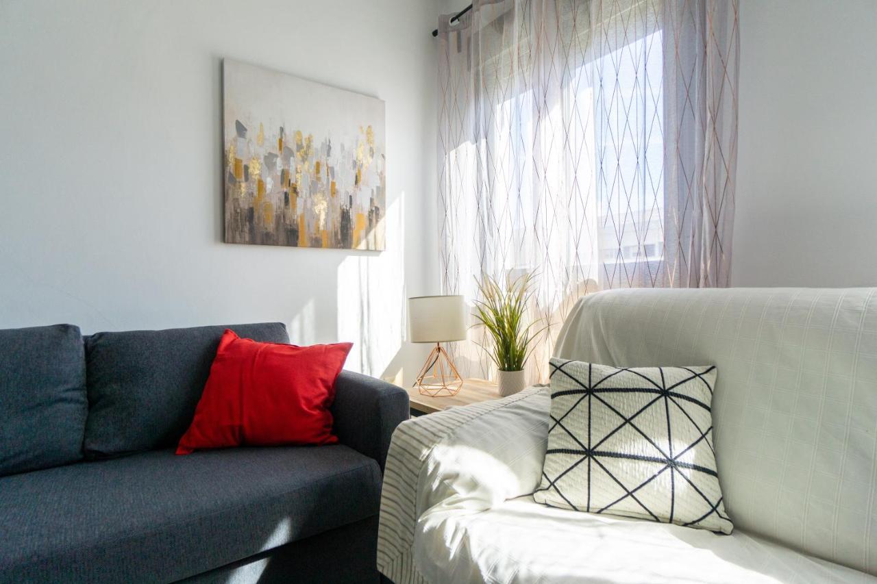 Rentalsevilla Concejal Alberto Jimenez-becerril Apartament Sevilla